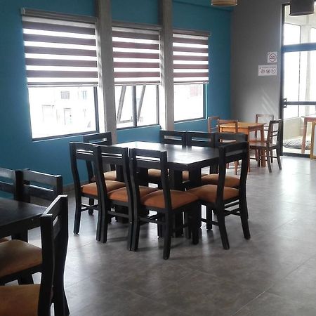 Piedra Blanca Backpackers Hostel Уюни Экстерьер фото