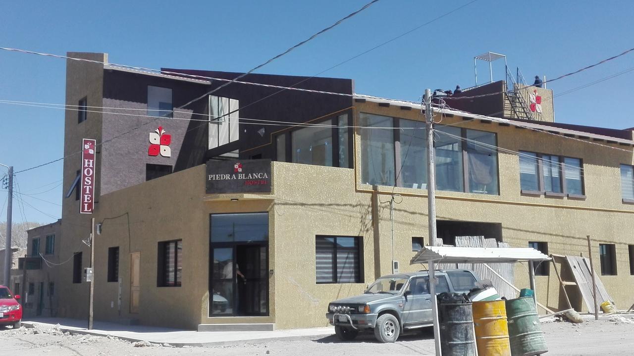 Piedra Blanca Backpackers Hostel Уюни Экстерьер фото
