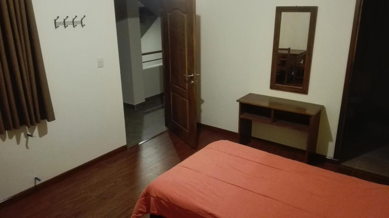 Piedra Blanca Backpackers Hostel Уюни Экстерьер фото