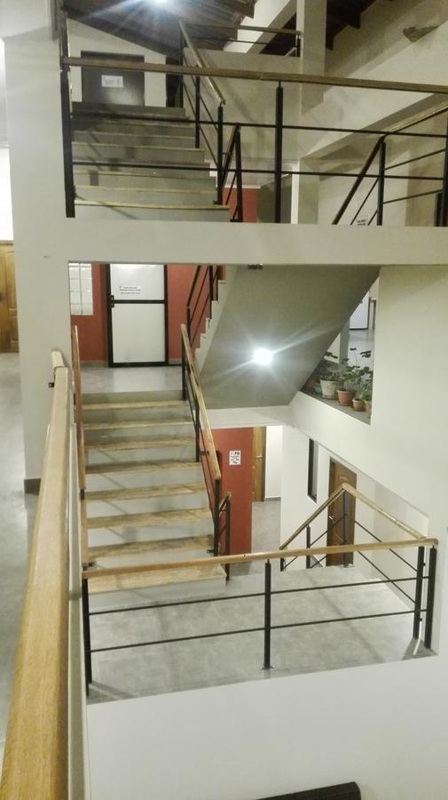 Piedra Blanca Backpackers Hostel Уюни Экстерьер фото